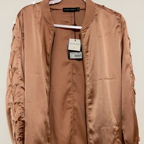 Carly Bybel x Missguided satin jacket and dress set - Picture 3 of 4